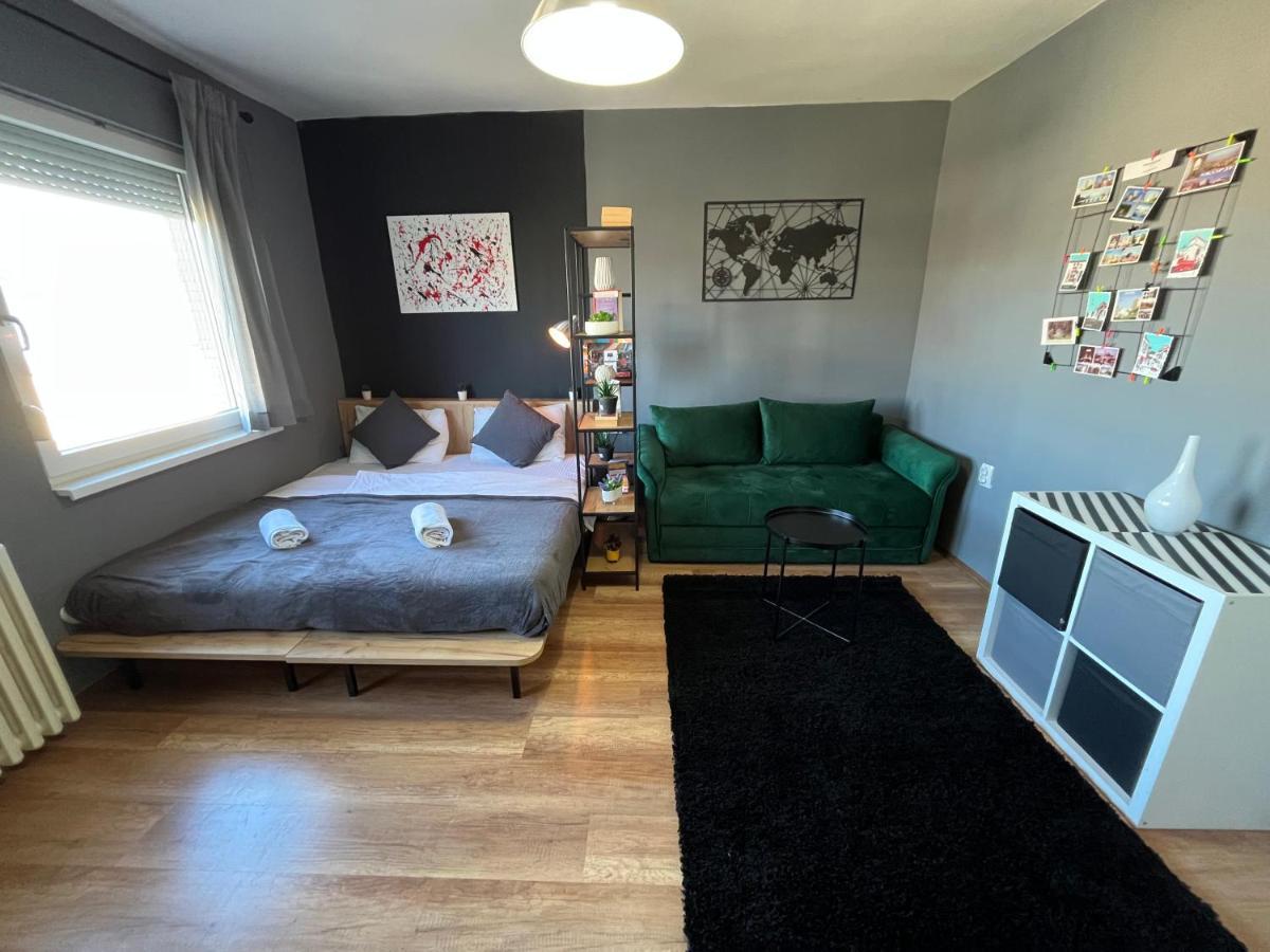 Mickitos City Center Apartment สโกเปีย ภายนอก รูปภาพ